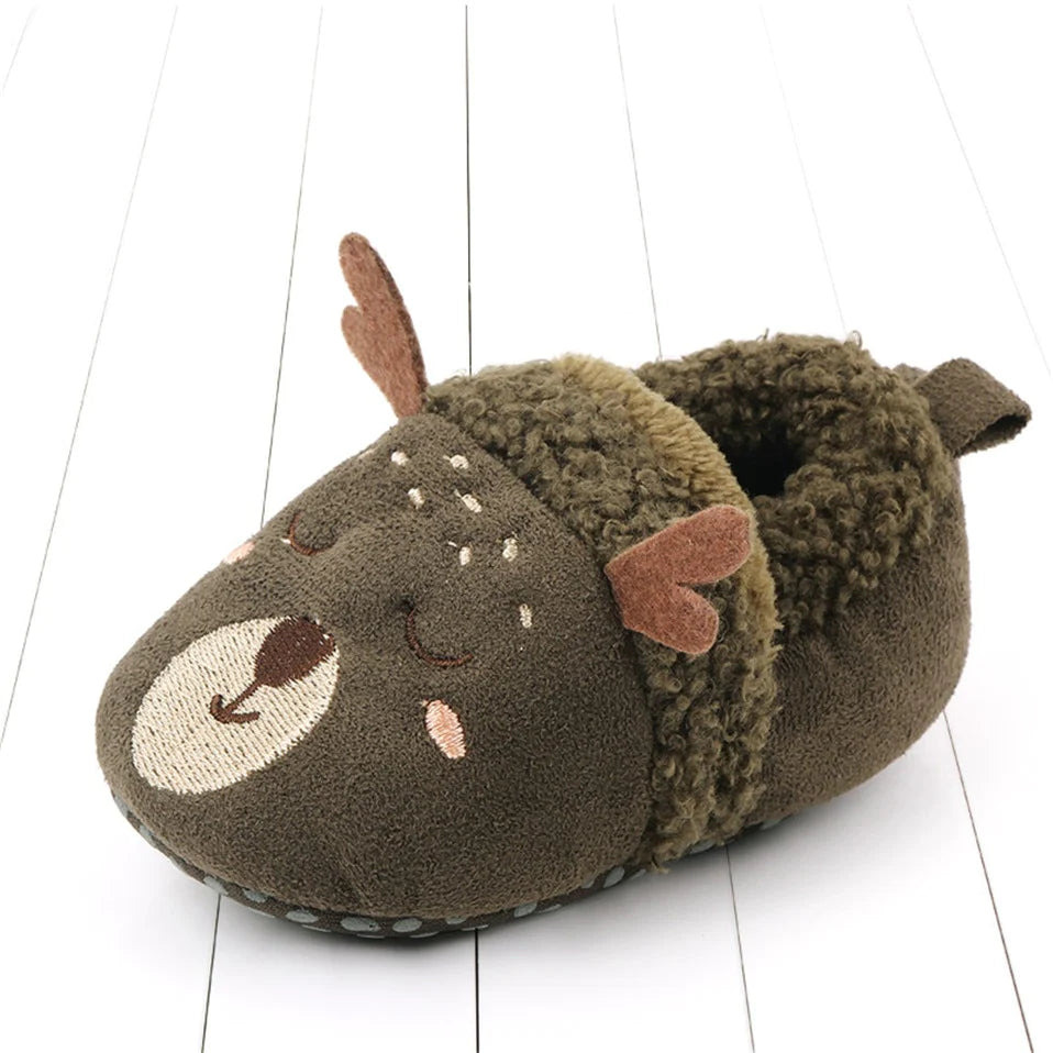 Adorable Anti-Slip Infant Knit Slippers for Boys and Girls - Cute Cartoon Prewalker Crib Shoes