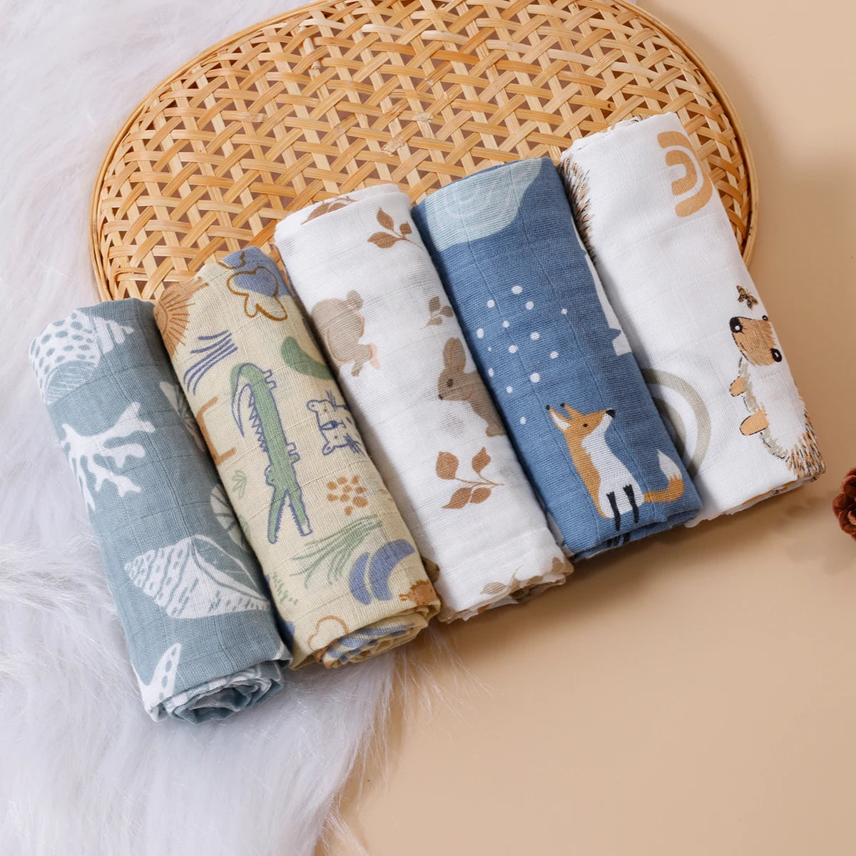 Luxurious 5-Piece Soft Muslin Swaddle and Burp Cloth Set for Newborns - Pure Cotton Face and Hand Wipes