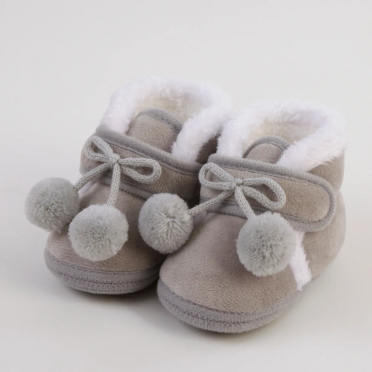 Cozy Pompom Soft Booties for Infants and Toddlers - Stylish Snow Boots for Newborn Comfort