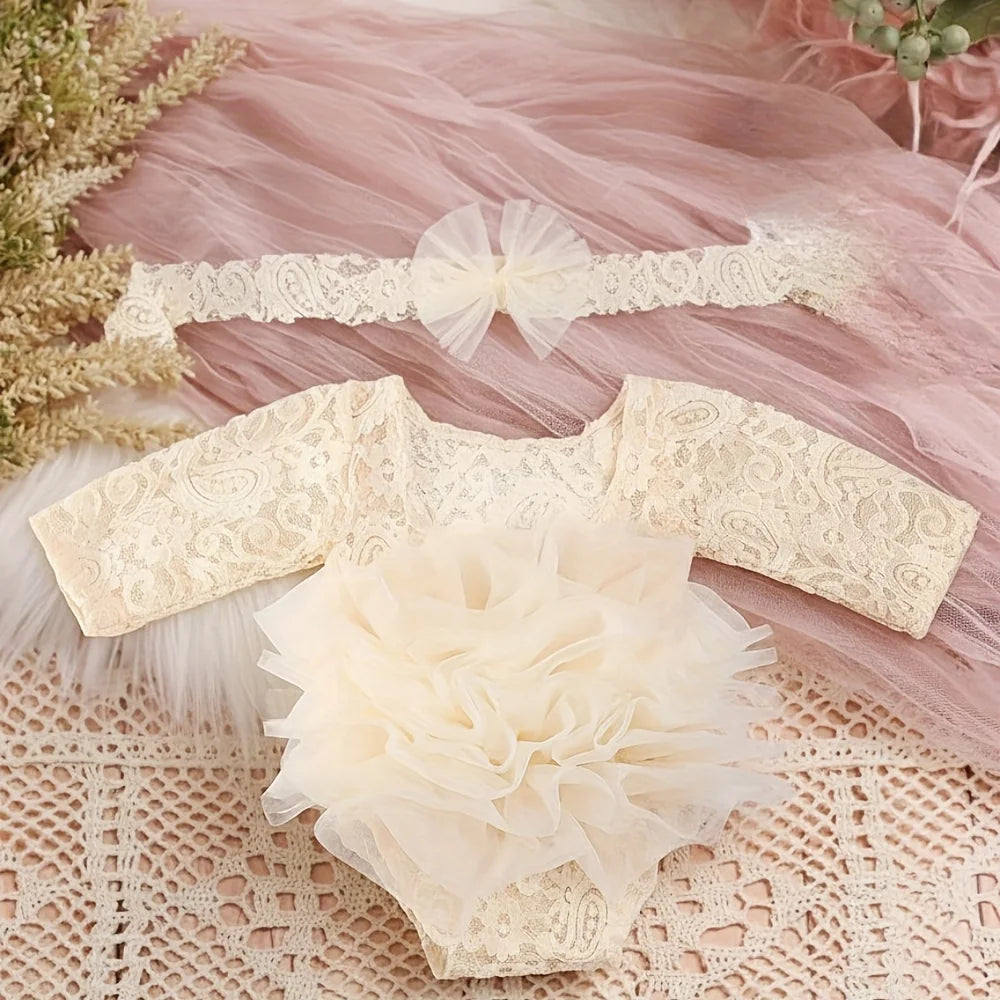 Adorable Lace Flower Headband and Bodysuit Set for Newborns - Perfect for 100th Day Photoshoots and Baby Shower Gifts!